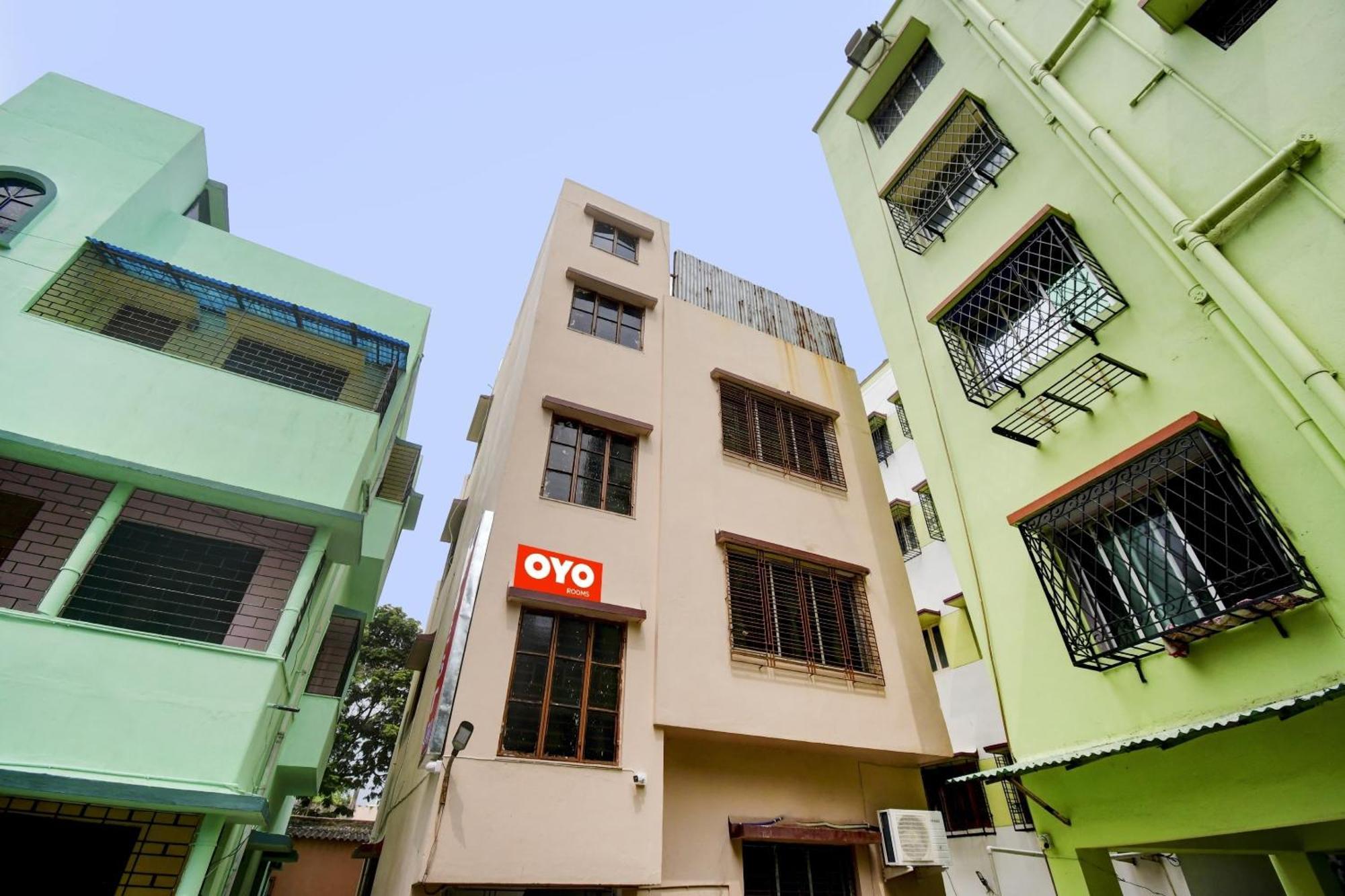 Oyo Flagship The Nest Inn Near Acropolis Mall Jadabpur Exterior photo